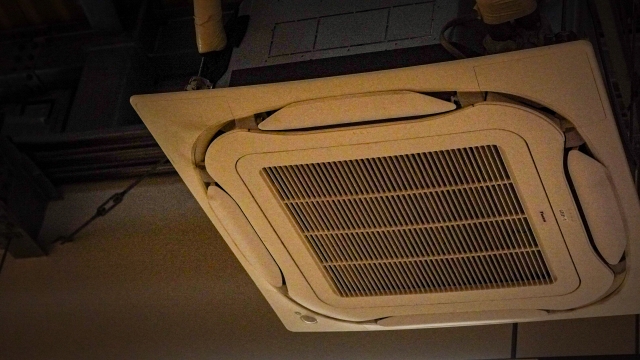 フェイスパネル、カバーの清掃